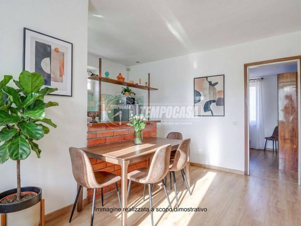 appartamento in vendita a Cadegliano-Viconago