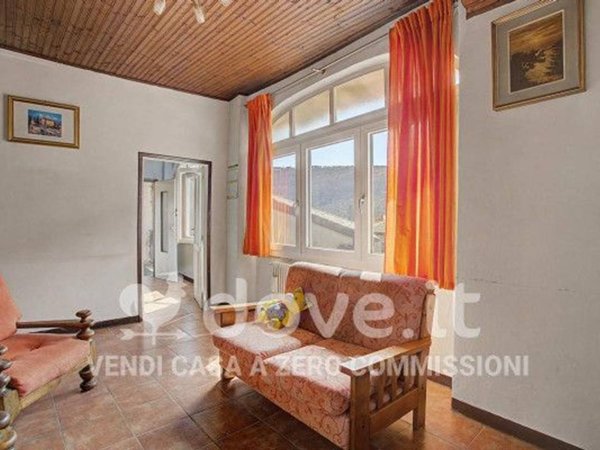 appartamento in vendita a Cadegliano-Viconago