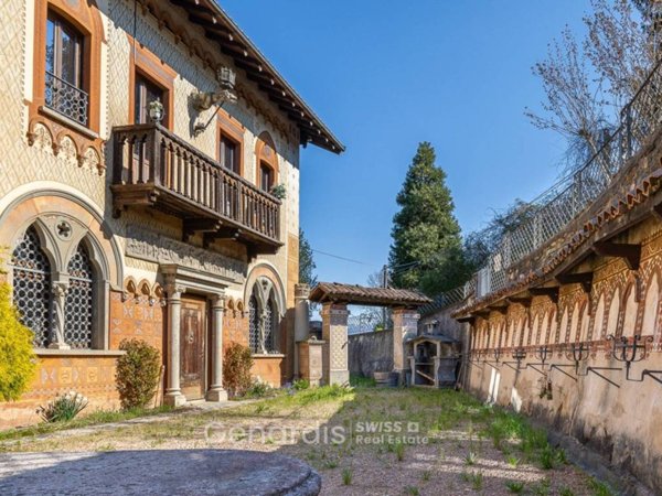 casa indipendente in vendita a Cadegliano-Viconago in zona Cadegliano