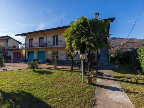 appartamento in vendita a Cadegliano-Viconago