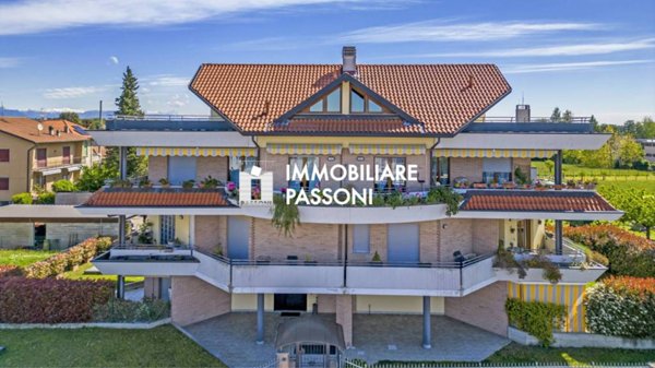 appartamento in vendita a Cairate