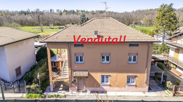 appartamento in vendita a Cairate