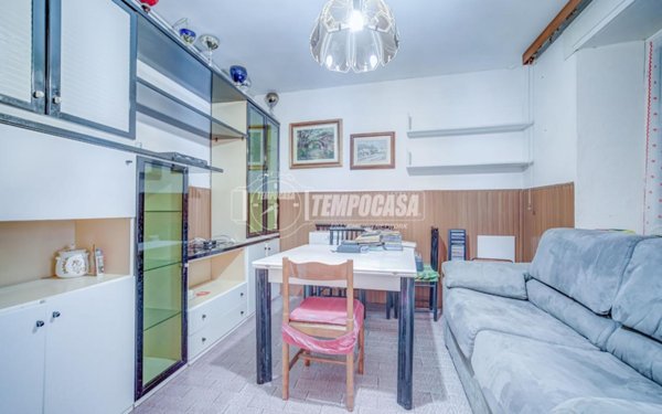 casa indipendente in vendita a Cairate in zona Bolladello