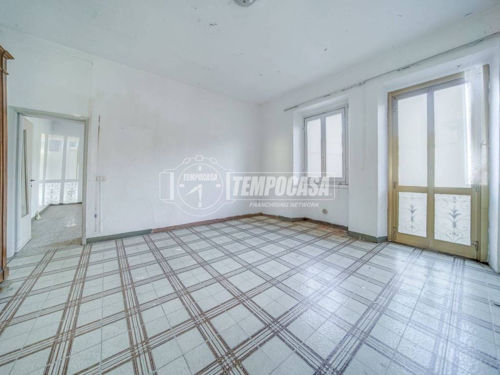 casa indipendente in vendita a Cairate in zona Peveranza