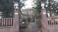 casa indipendente in vendita a Cairate