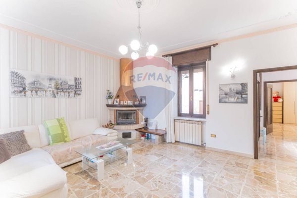 appartamento in vendita a Cairate