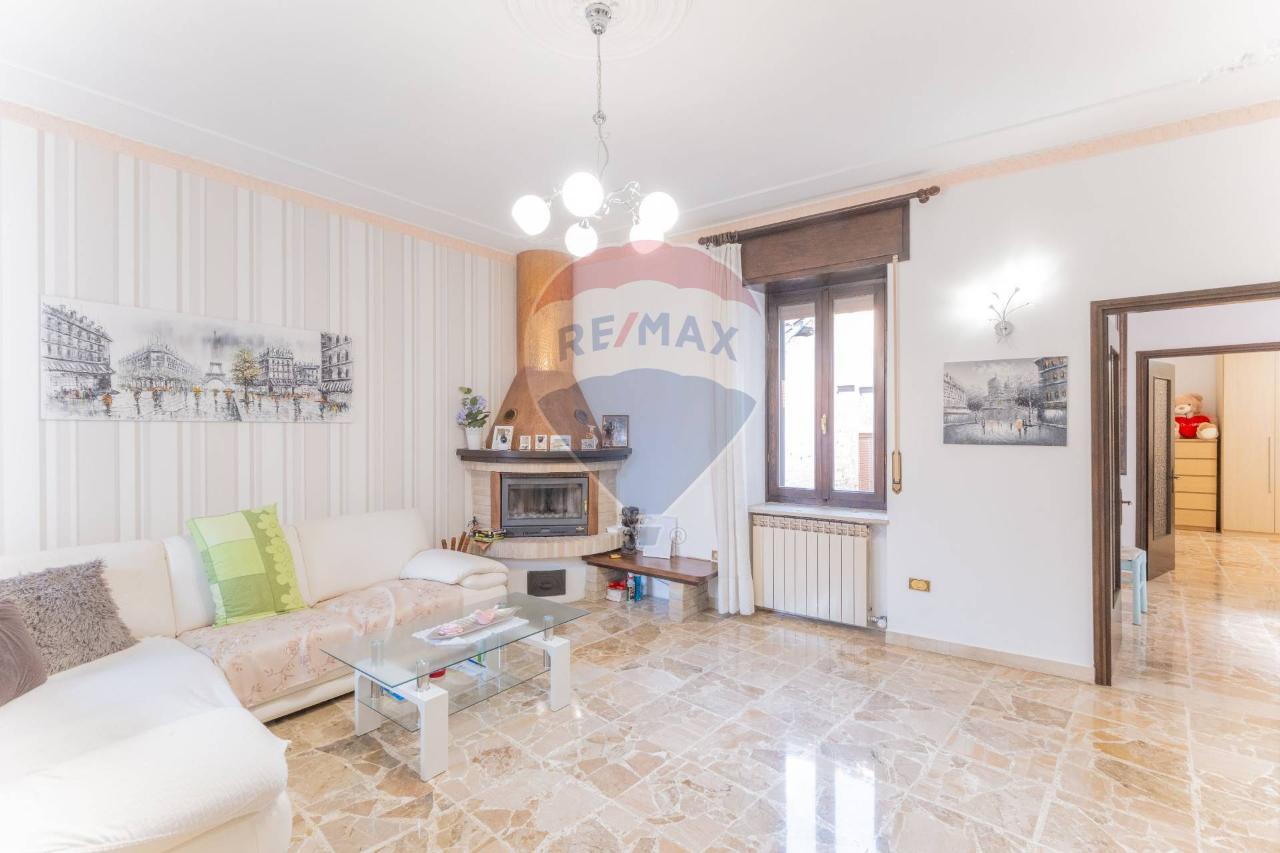 appartamento in vendita a Cairate