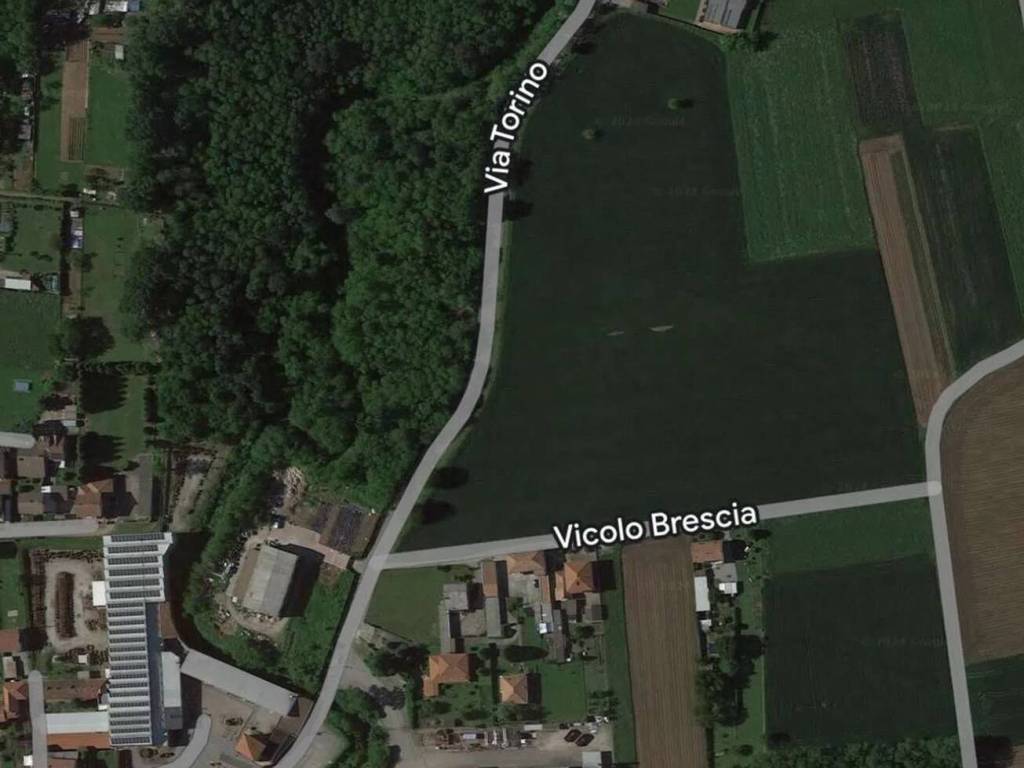 terreno edificabile in vendita a Cairate