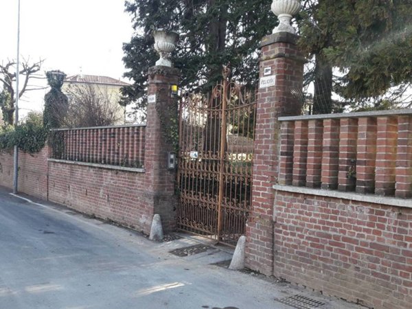 casa indipendente in vendita a Cairate