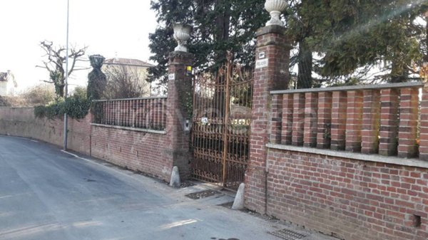 casa indipendente in vendita a Cairate