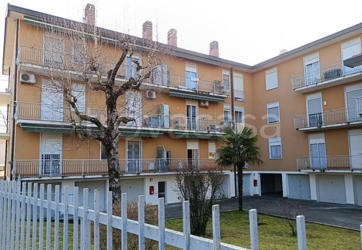 appartamento in vendita a Cairate