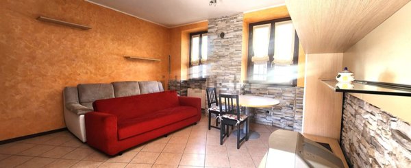 appartamento in vendita a Cairate in zona Bolladello