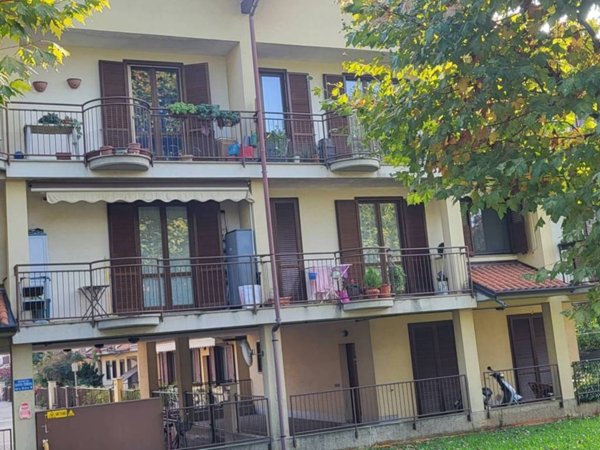 appartamento in vendita a Cairate