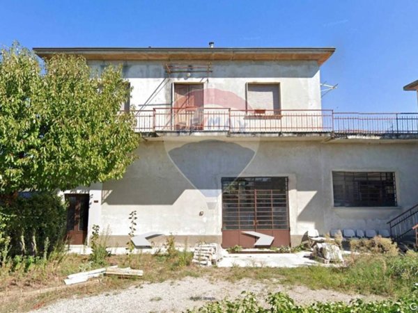 casa indipendente in vendita a Cairate in zona Bolladello