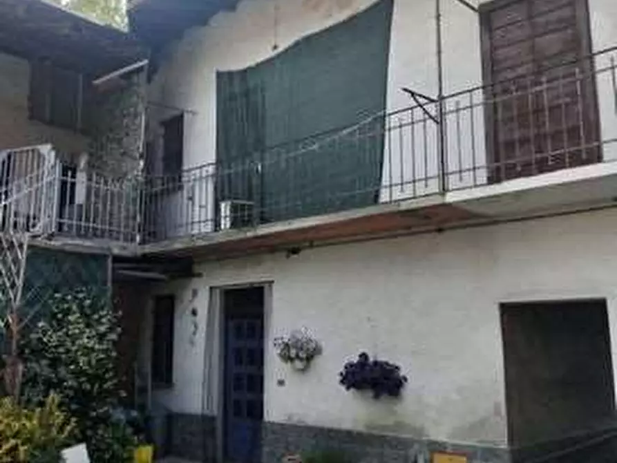 appartamento in vendita a Cairate