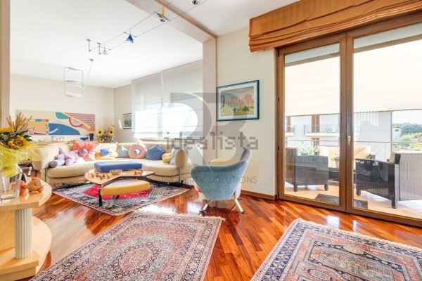 casa indipendente in vendita a Cairate