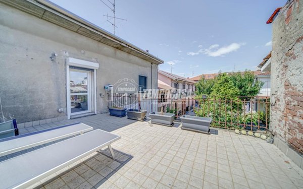 casa indipendente in vendita a Cairate