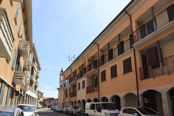 appartamento in vendita a Cairate