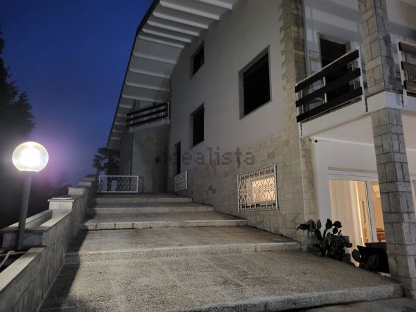 casa indipendente in vendita a Cairate