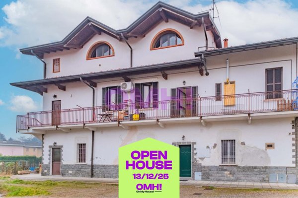 appartamento in vendita a Cairate