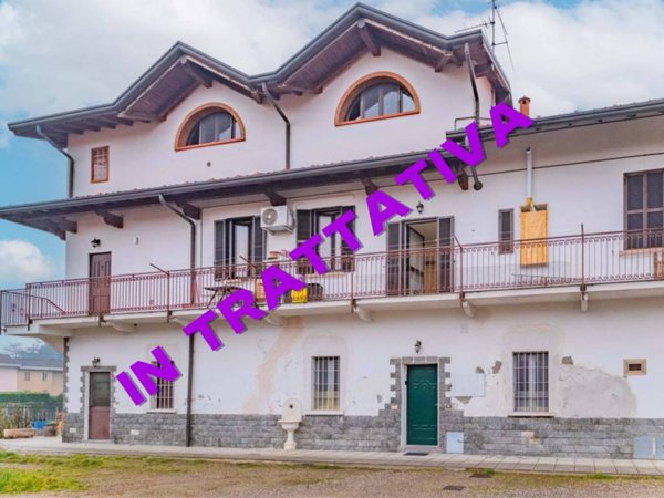 appartamento in vendita a Cairate