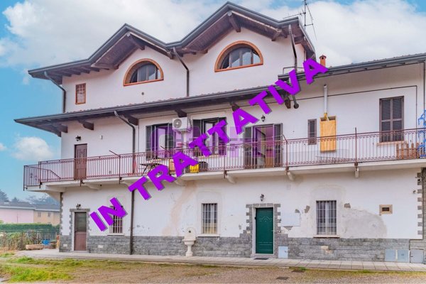 appartamento in vendita a Cairate