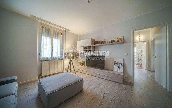 appartamento in vendita a Cairate