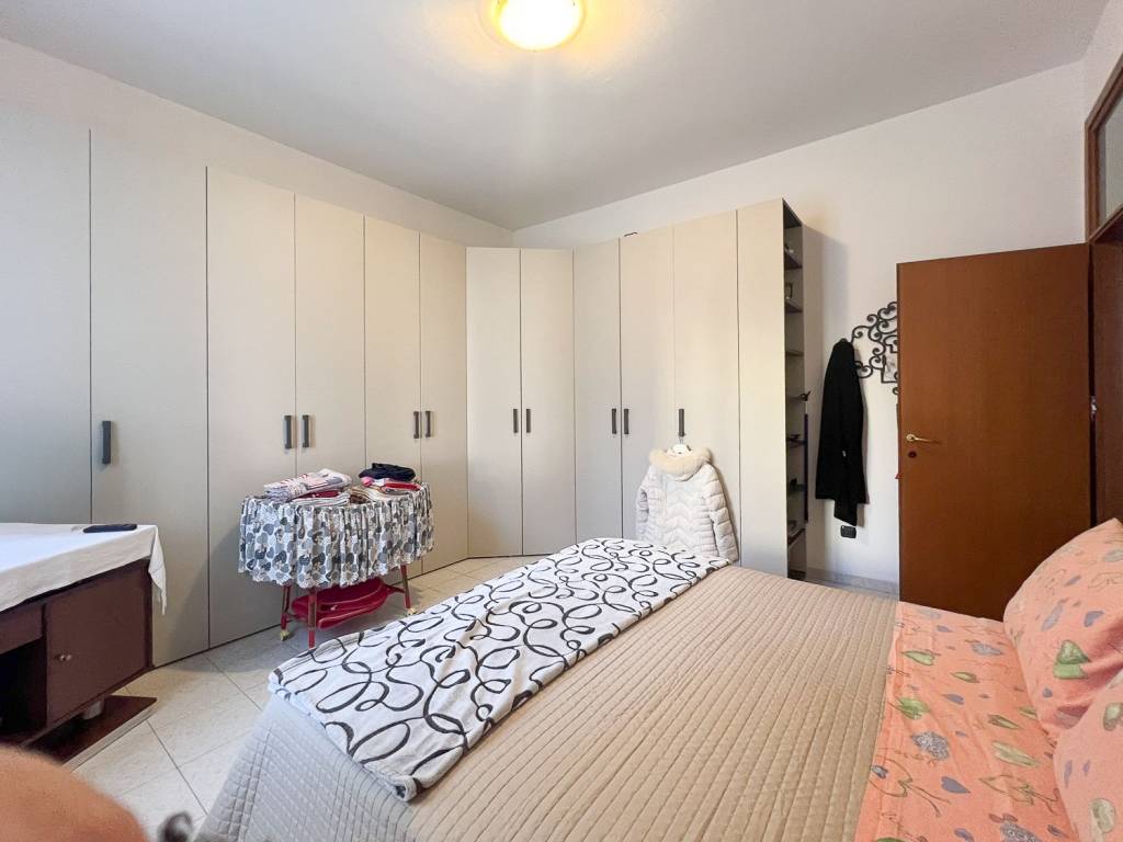 appartamento in vendita a Cairate