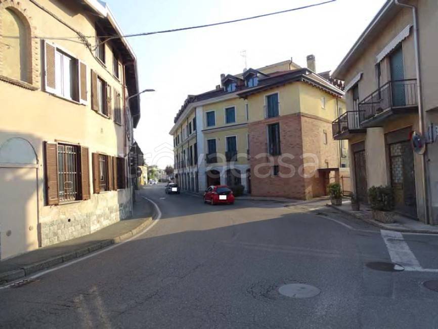 appartamento in vendita a Cairate