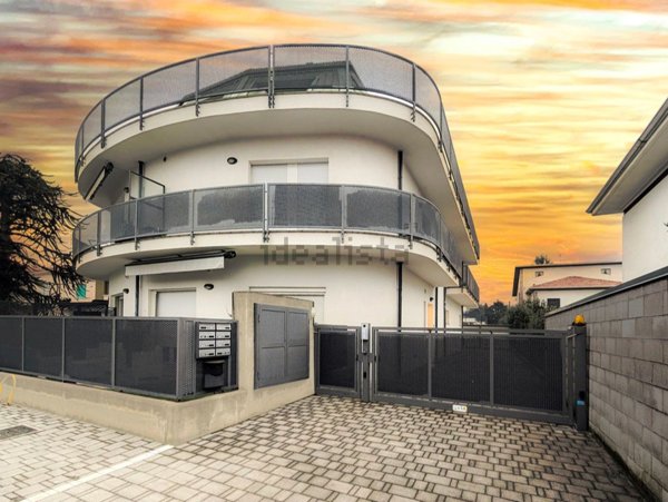 appartamento in vendita a Cairate