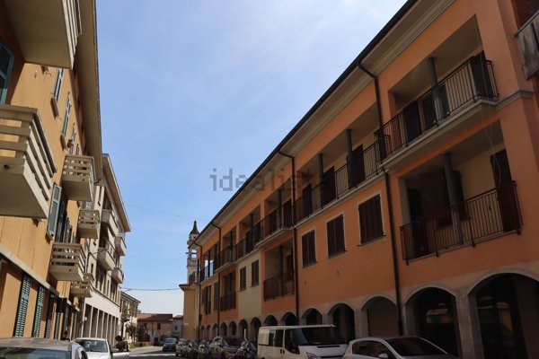 appartamento in vendita a Cairate