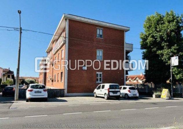 negozio in vendita a Cairate