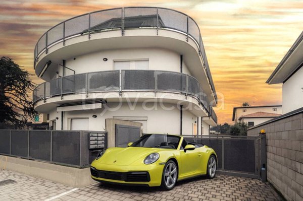 appartamento in vendita a Cairate