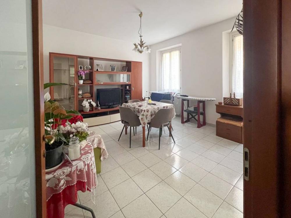 appartamento in vendita a Cairate