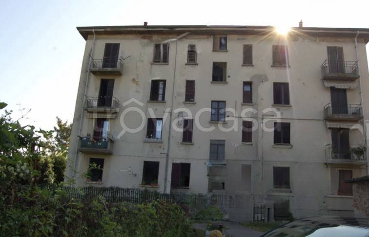 appartamento in vendita a Cairate