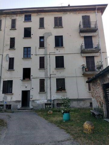 appartamento in vendita a Cairate