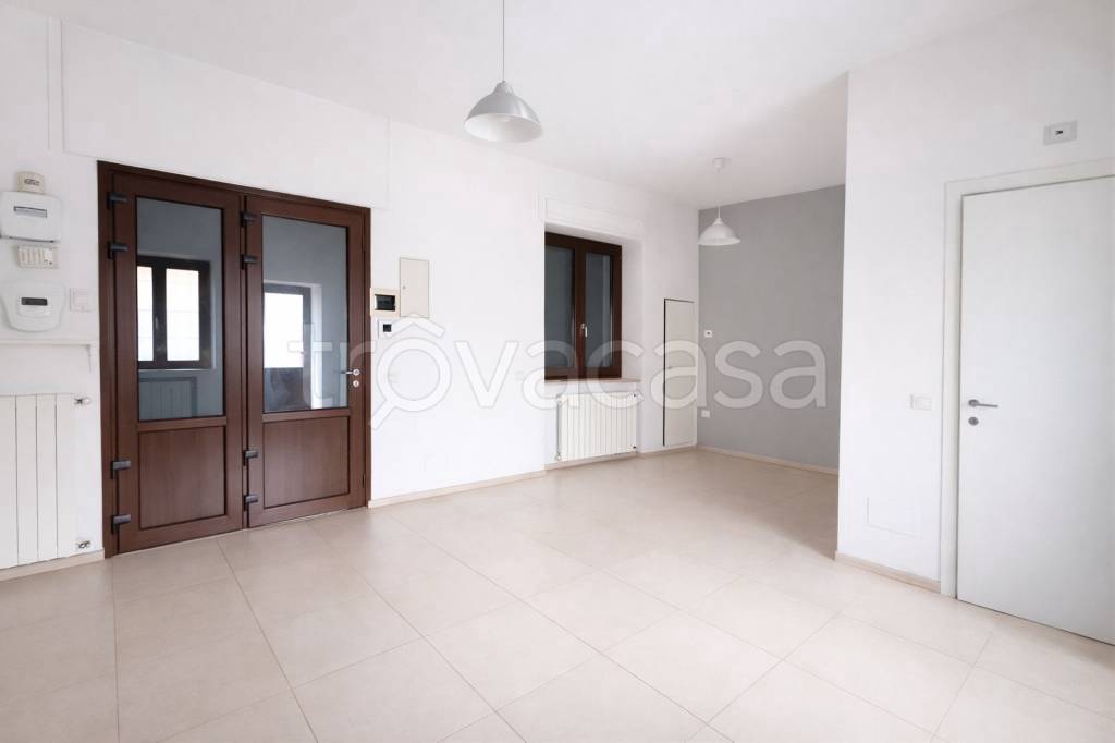 appartamento in vendita a Cairate