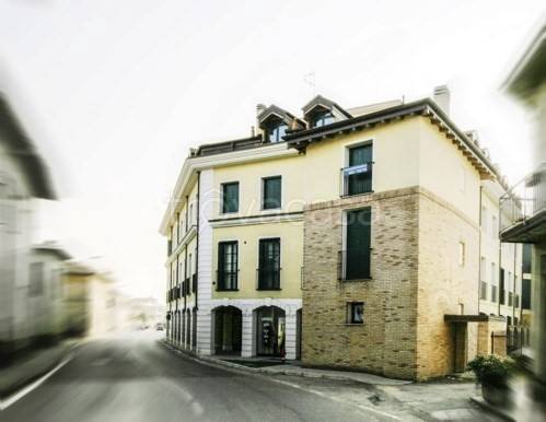 appartamento in vendita a Cairate