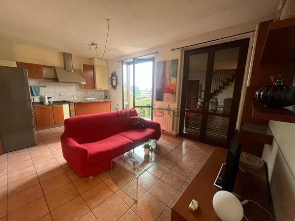 appartamento in vendita a Cairate in zona Bolladello