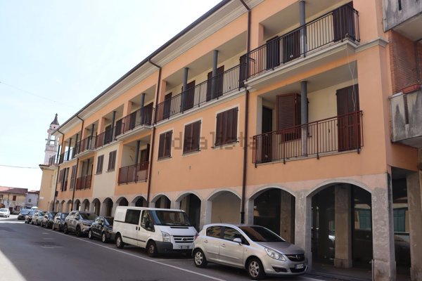 appartamento in vendita a Cairate