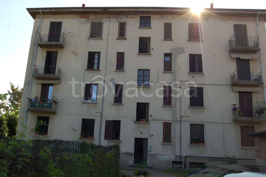 appartamento in vendita a Cairate