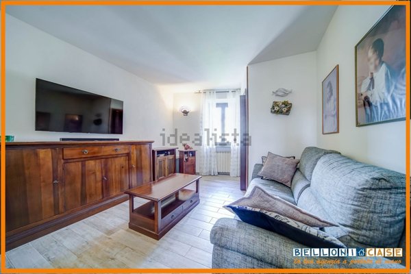 appartamento in vendita a Cairate