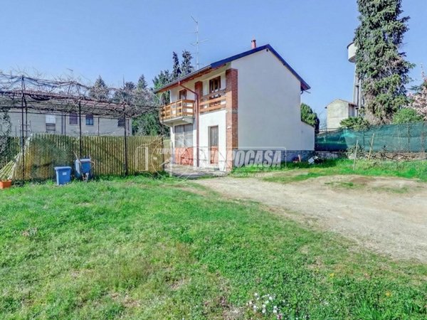 appartamento in vendita a Cairate