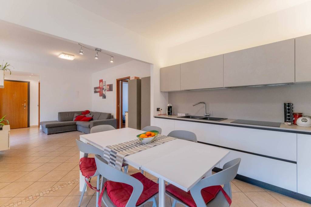 appartamento in vendita a Cairate