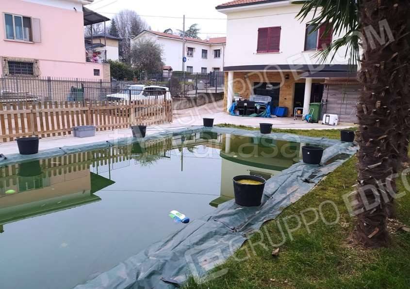 casa indipendente in vendita a Cairate in zona Peveranza