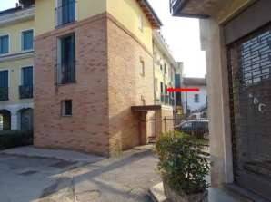 appartamento in vendita a Cairate in zona Bolladello