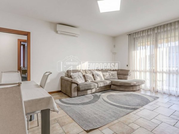 appartamento in vendita a Cairate