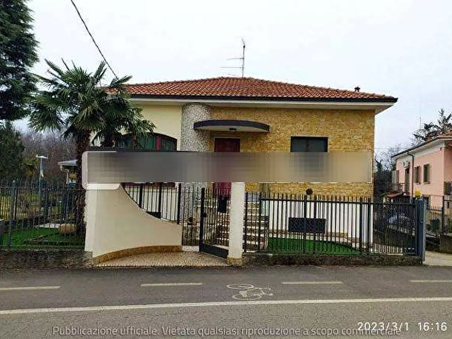 casa indipendente in vendita a Cairate in zona Peveranza