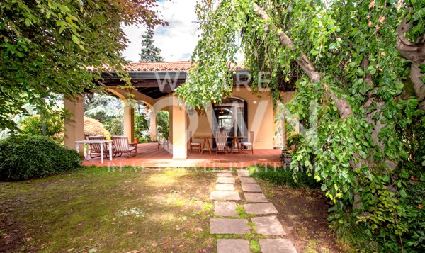 casa indipendente in vendita a Cairate