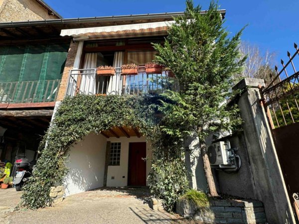 casa indipendente in vendita a Cantello